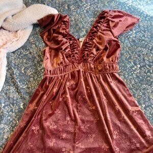 Eyeshadow Burgundy Felt Dress with Floral Design, Size Medium